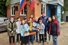 Спасатели поисково-спасательных станций "Борисовская", "Троицкая", "Центральная" и "Косино" провели для учеников столичных школ занятия по правилам безопасного поведения на водоёмах столицы.