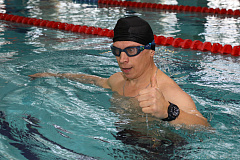 Специалисты Московской городской поисково-спасательной службы на водных объектах сдали нормативы по физической подготовке.